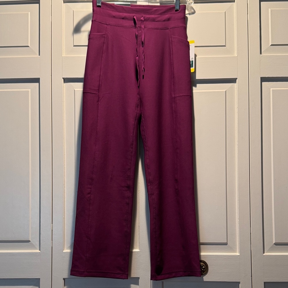 Plum High-Waisted yoga Pants